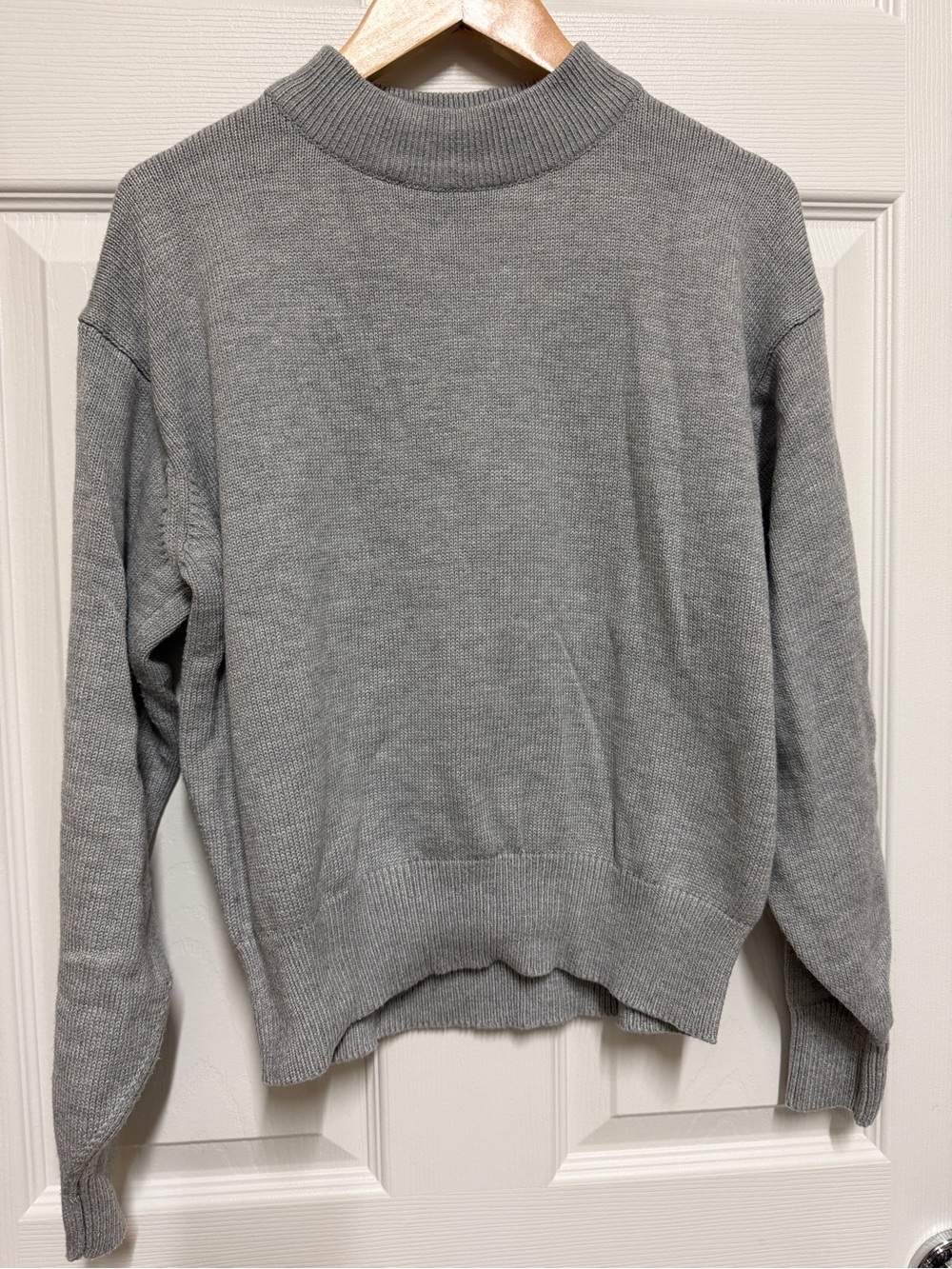 H&M Light Gray Mock Neck Sweater